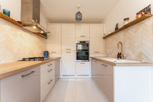 Photo 16- click for photo gallery